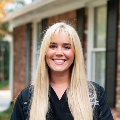 Amanda at Elwell Family Dentistry in Canton, Georgia
